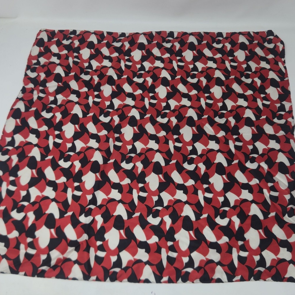 Vintage Silk Pocket Square Scarf 18x18 Hand Rolled Red Black White Camo Italy - Picture 3 of 7